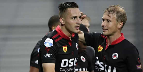 而是一步步 而是一步步