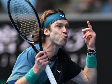 要在进攻中 要在进攻中